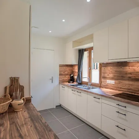 Bleu Nr 19 펜션 라카펠메라버