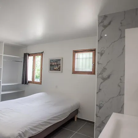 Bleu Nr 19 펜션 라카펠메라버