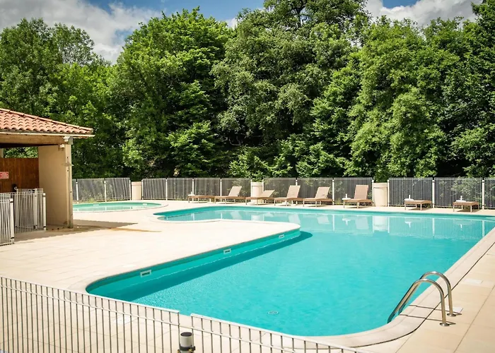 Bleu Nr 19 * Lacapelle-Marival